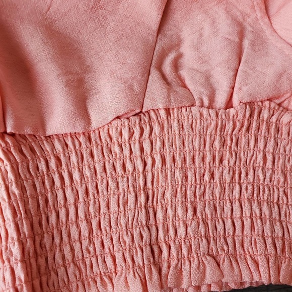 Six Fifty Clothing Light Weight V Neck Sleeveless Smocked Tank Top NWT - Picture 6 of 10